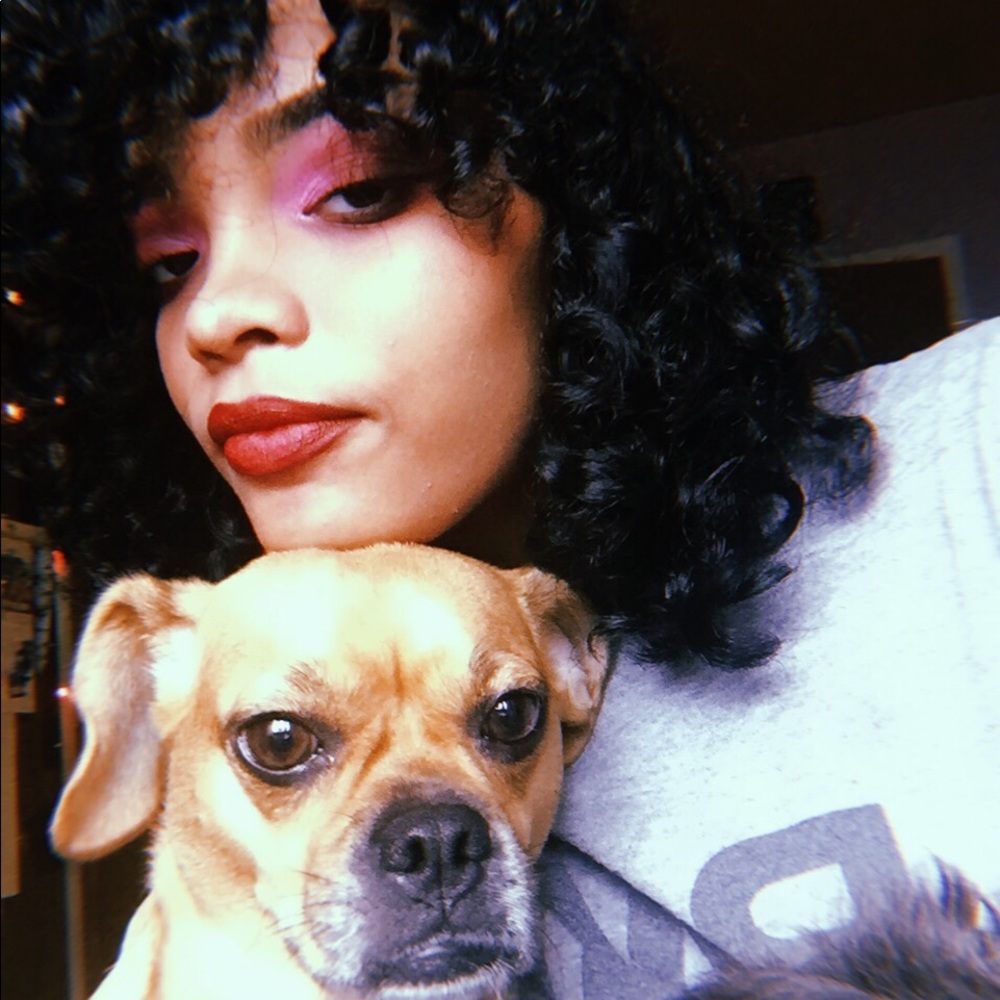 Meet your Posher, Angelisa